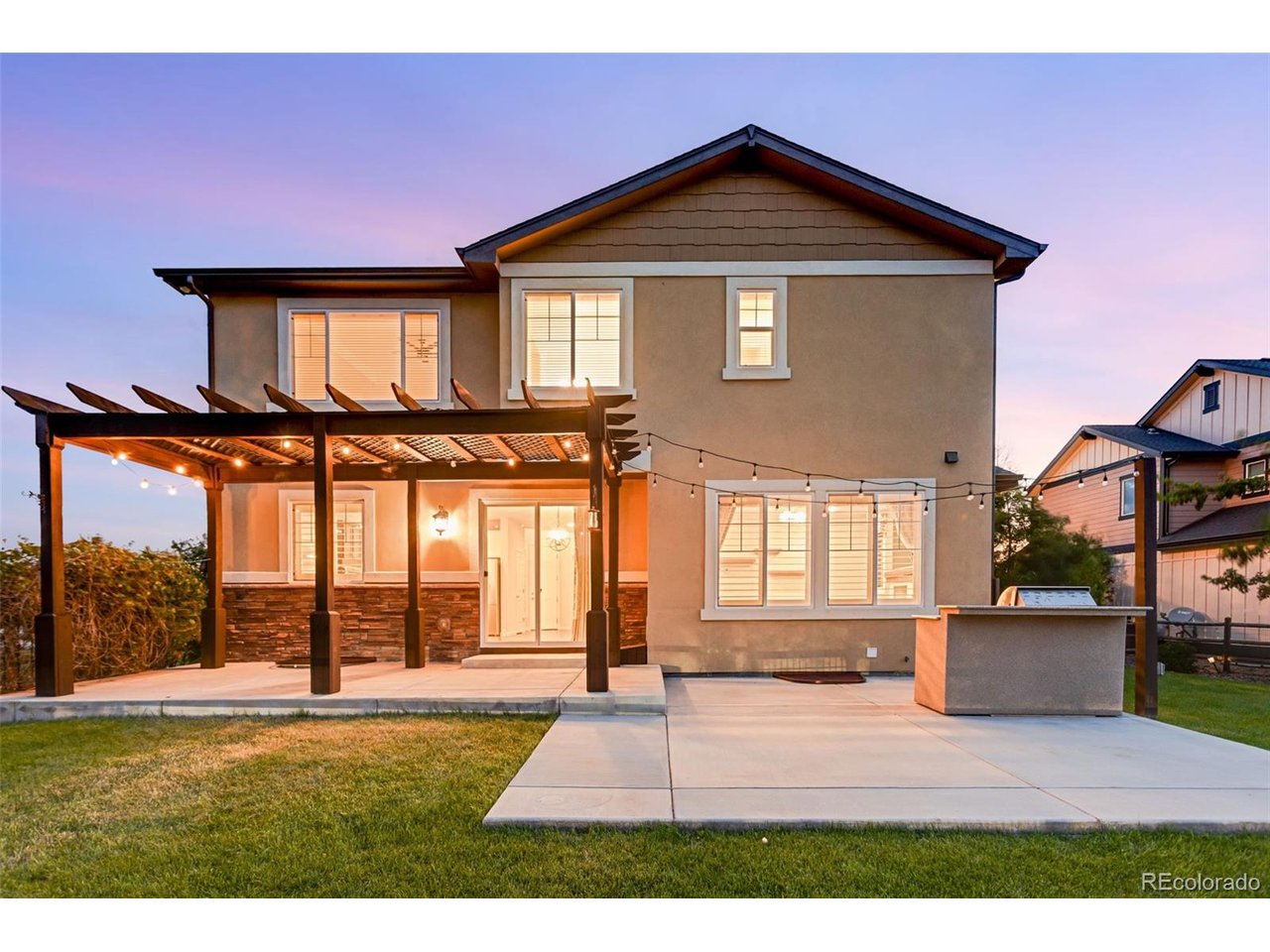 8876 Blackwood Dr