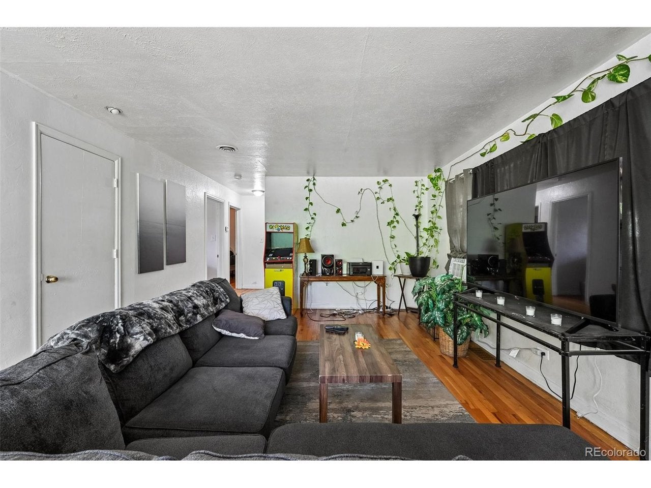Living Room - Unit 2