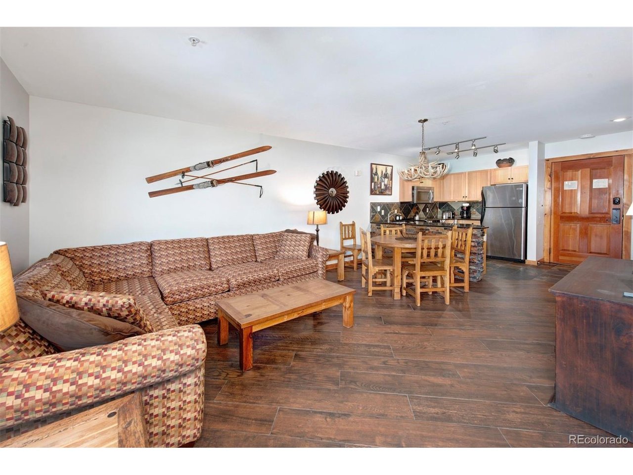 100 Dercum Sq 8362