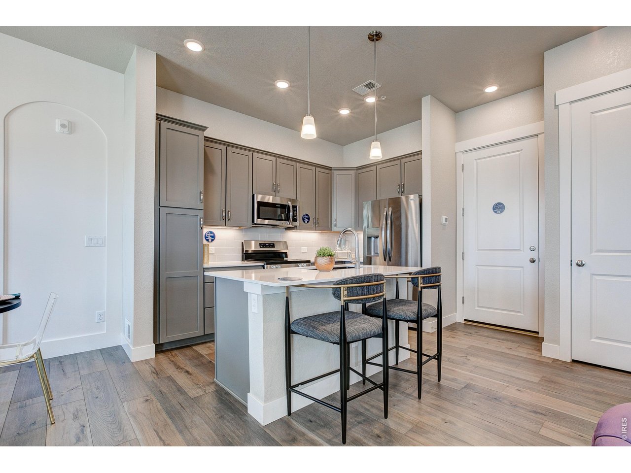 Welcome home to 420 High Point Dr #104. Photos of a previously built Timberline model.