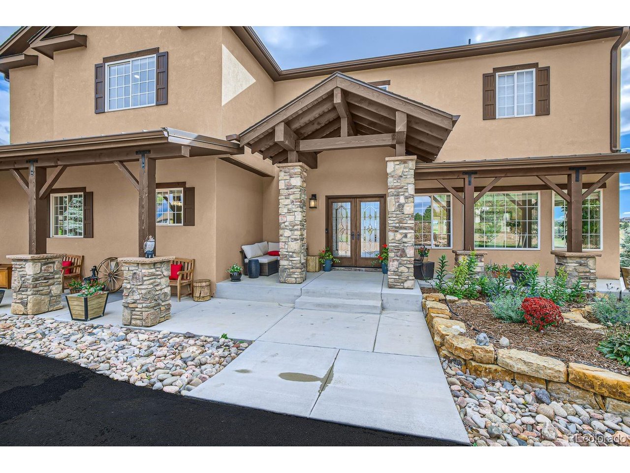 1348 Chapel Royal Ct