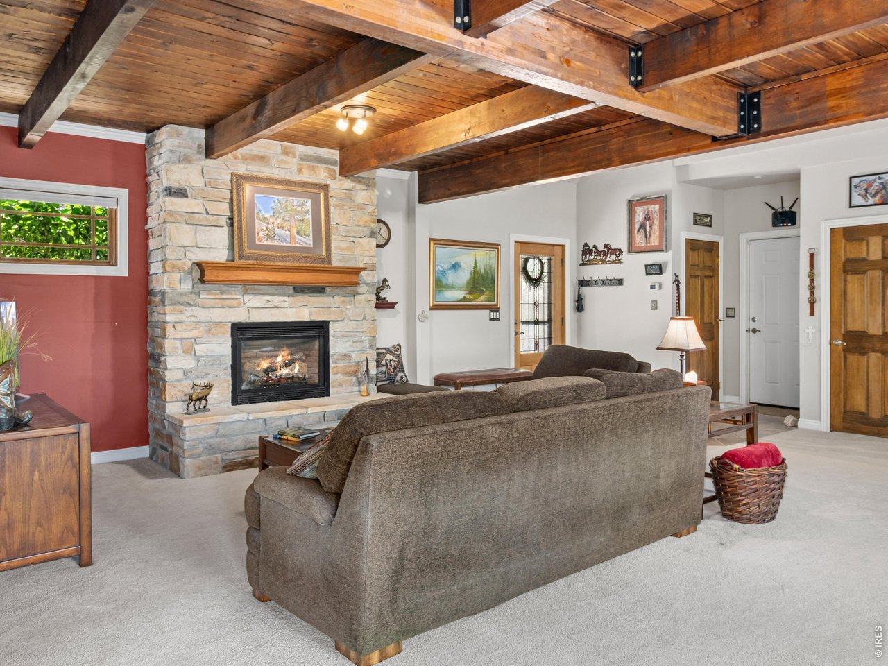 1705 Hummingbird Dr