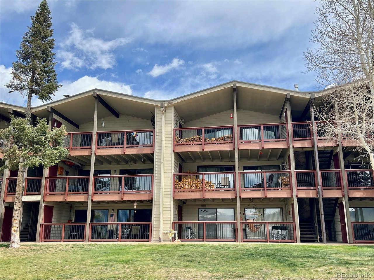 244 Lodgepole St 15