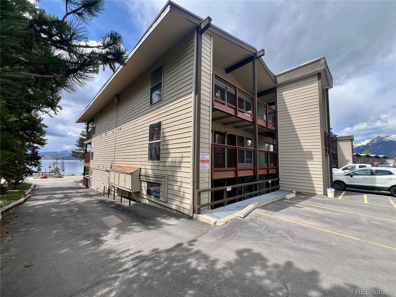 244 Lodgepole St 15