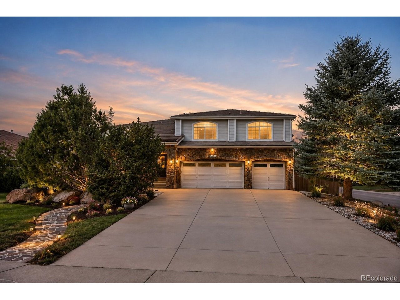 10083 Charissglen Ct