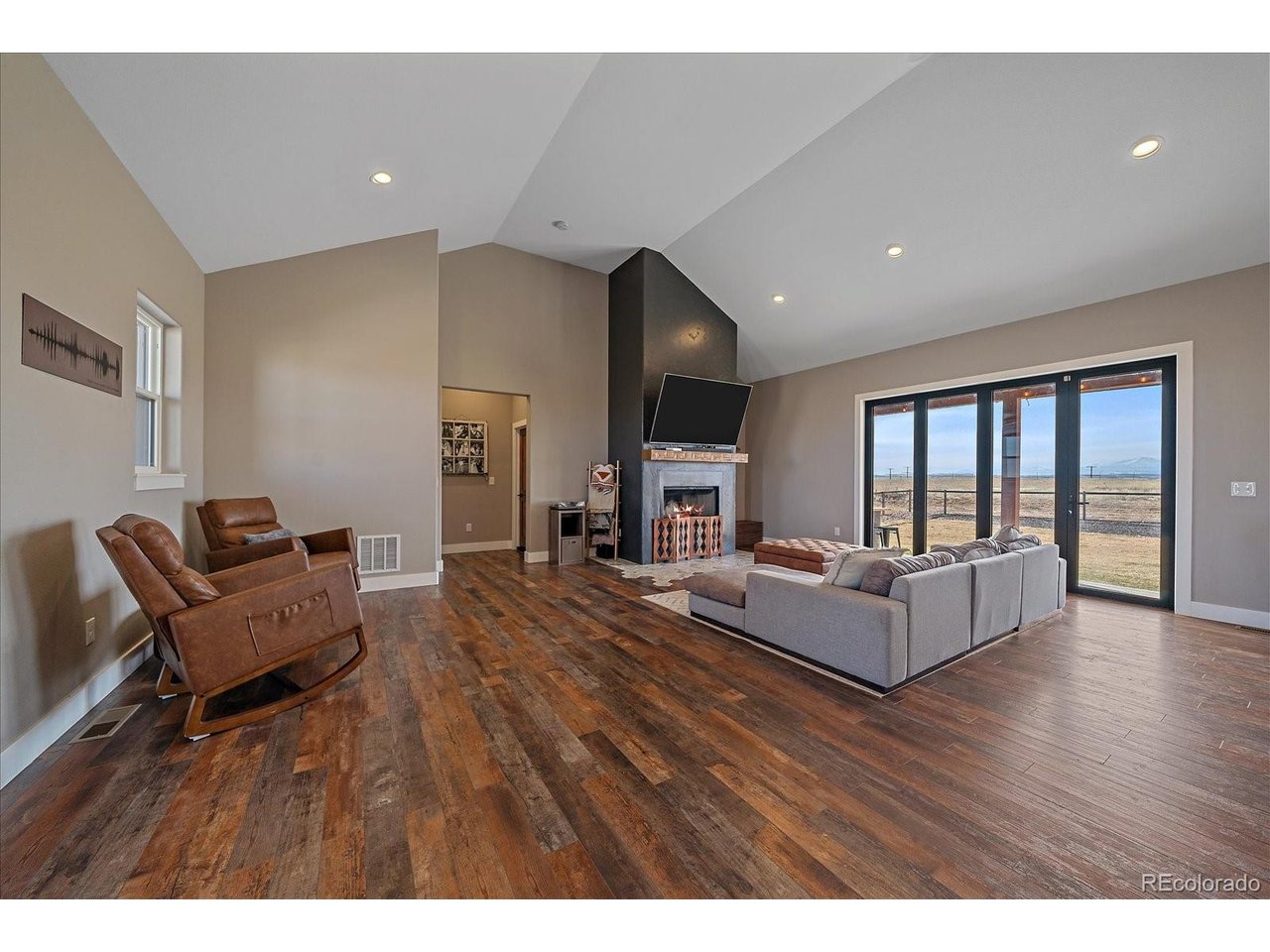 25431 Cave Spring Trl