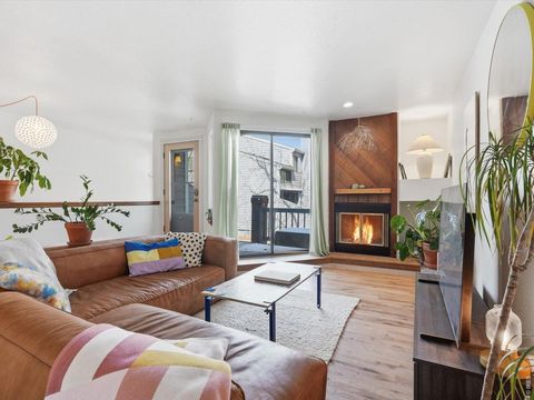 Photo of 5020 Buckingham Rd, Boulder, CO 80301 (MLS # 1054144)