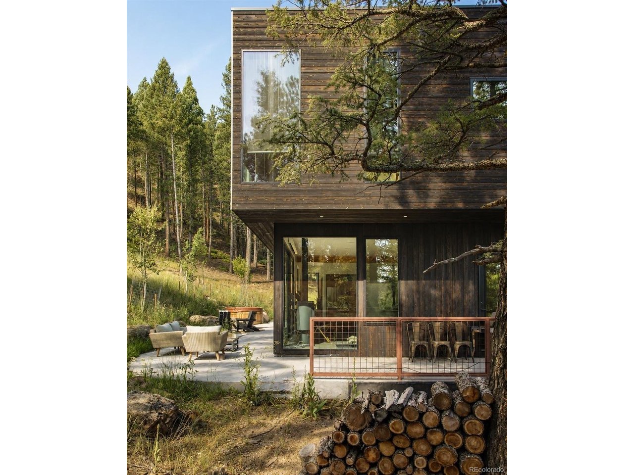 30166 Glen Eyrie