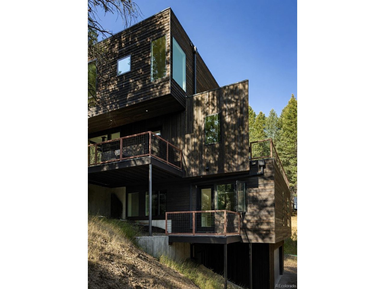 30166 Glen Eyrie