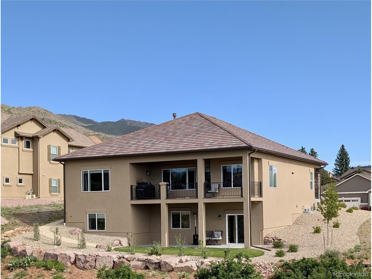 2625 Brogans Bluff Dr