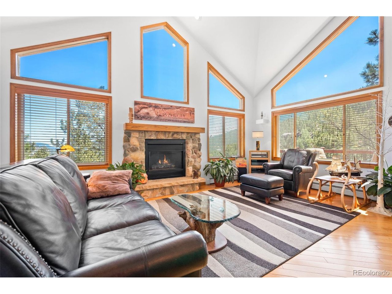 1281 Clear Creek Rd