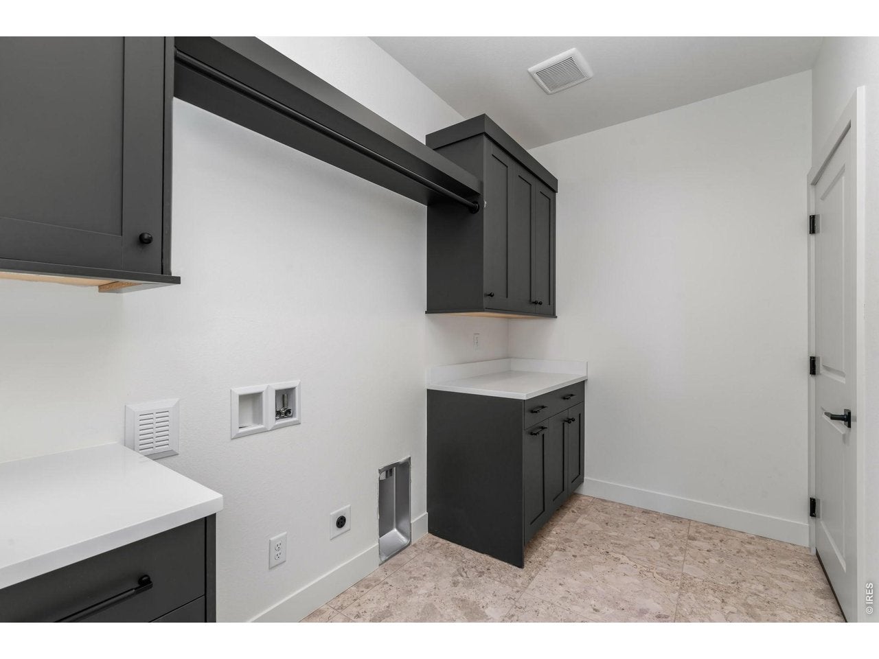 832 Clydesdale Dr, Windsor, CO, 80550, USA, 5 Bedrooms Bedrooms, ,5 BathroomsBathrooms,Residential,Active,832 Clydesdale Dr,1054215