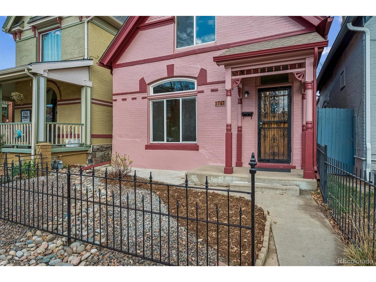 2747 Stout St