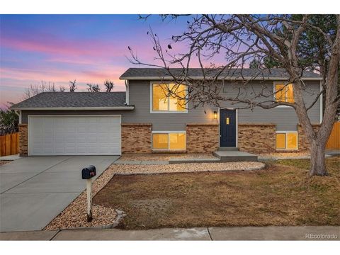 Photo of 4423 Alberta Ct, Boulder, CO 80301 (MLS # 9392538)
