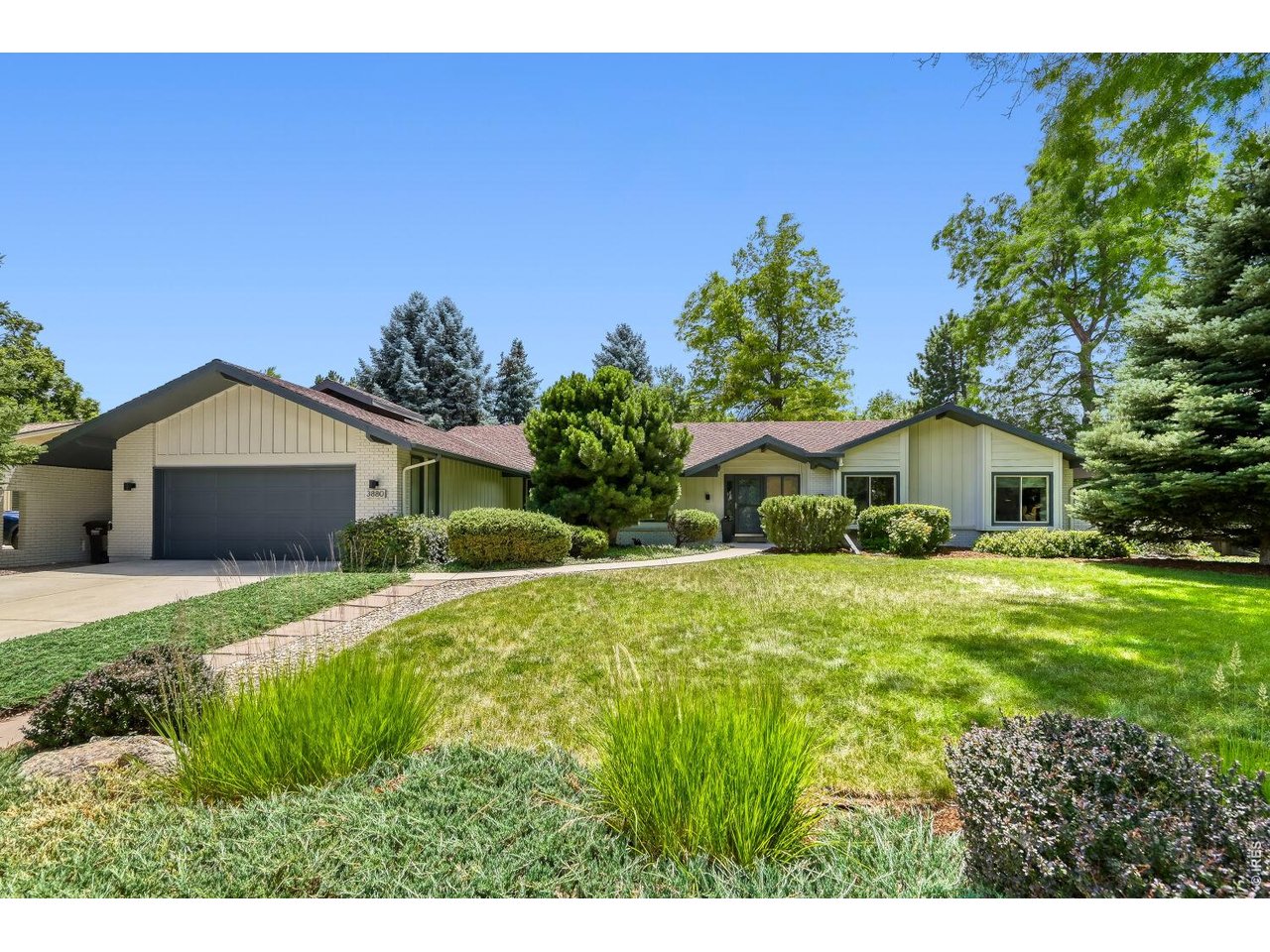 Photo 1 of 39 — 3880 Chippewa Dr, Boulder, CO 80303