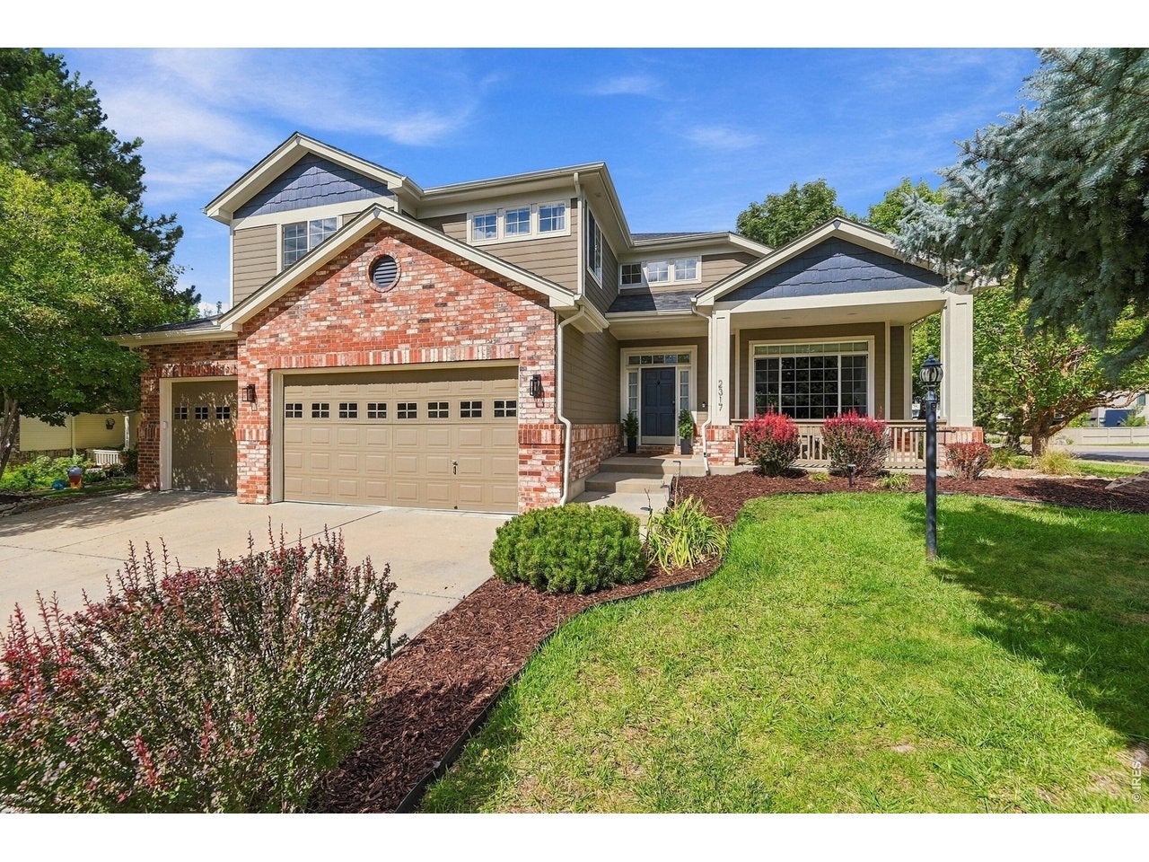 2317 Rimrock Cir