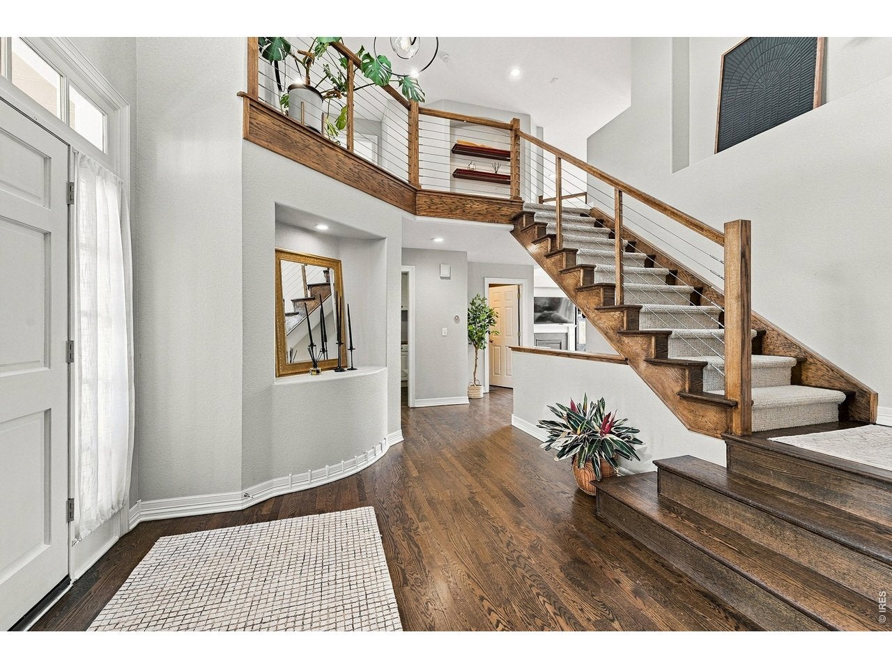2317 Rimrock Cir