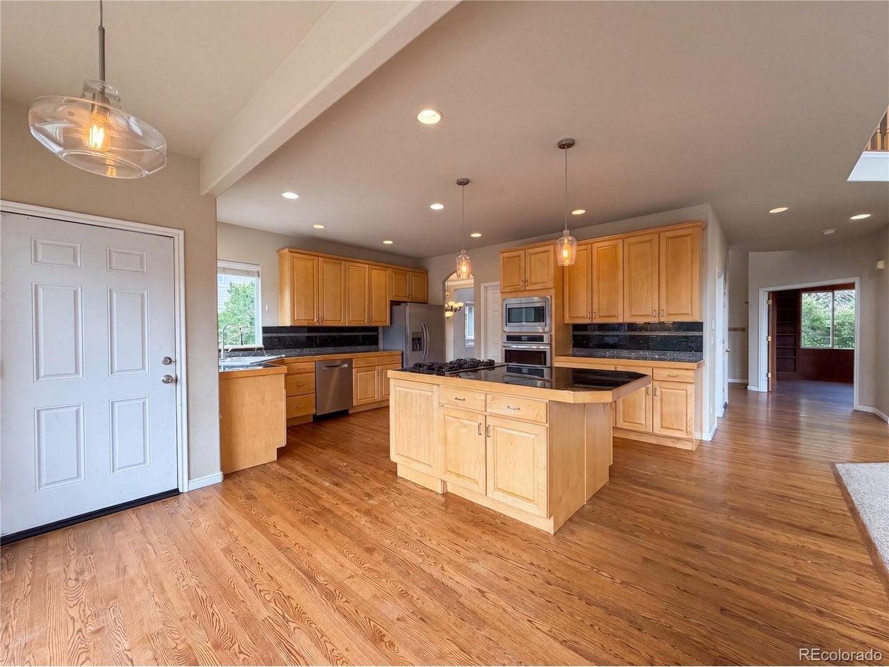 1138 Wyndemere Cir