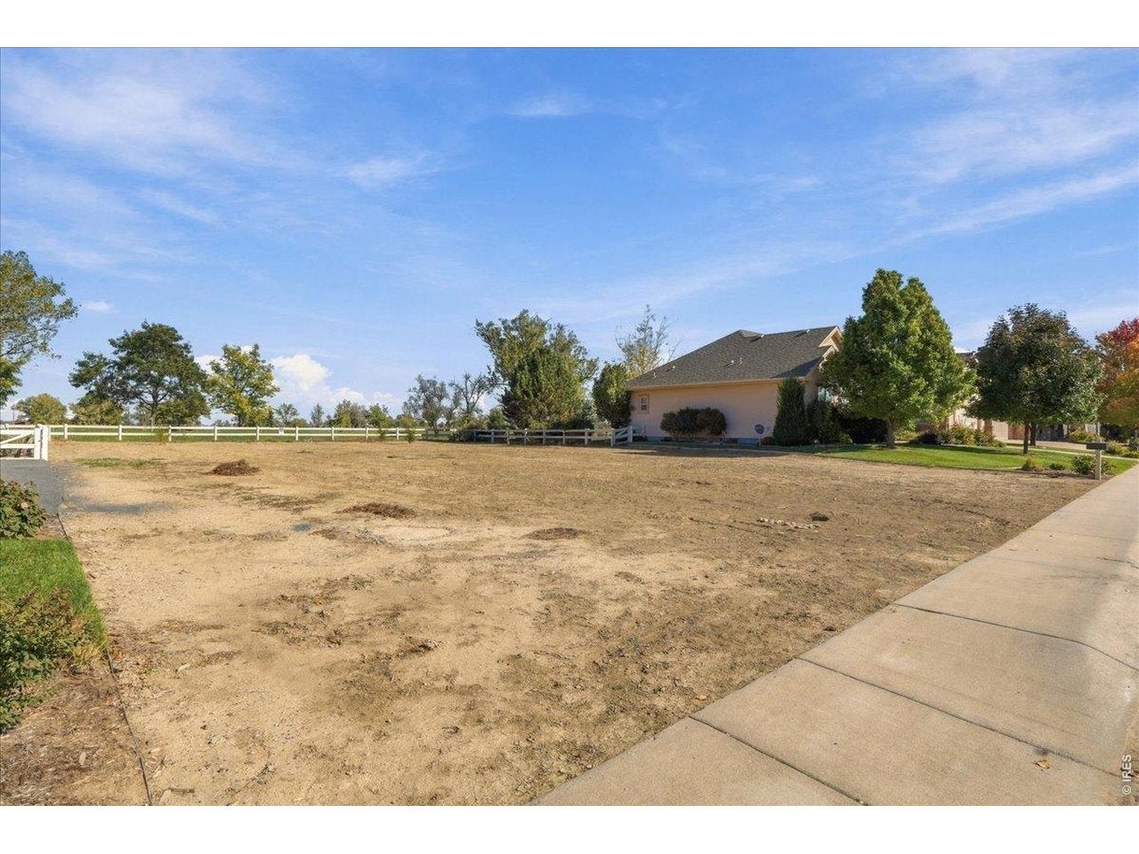 1537 Red Tail Rd