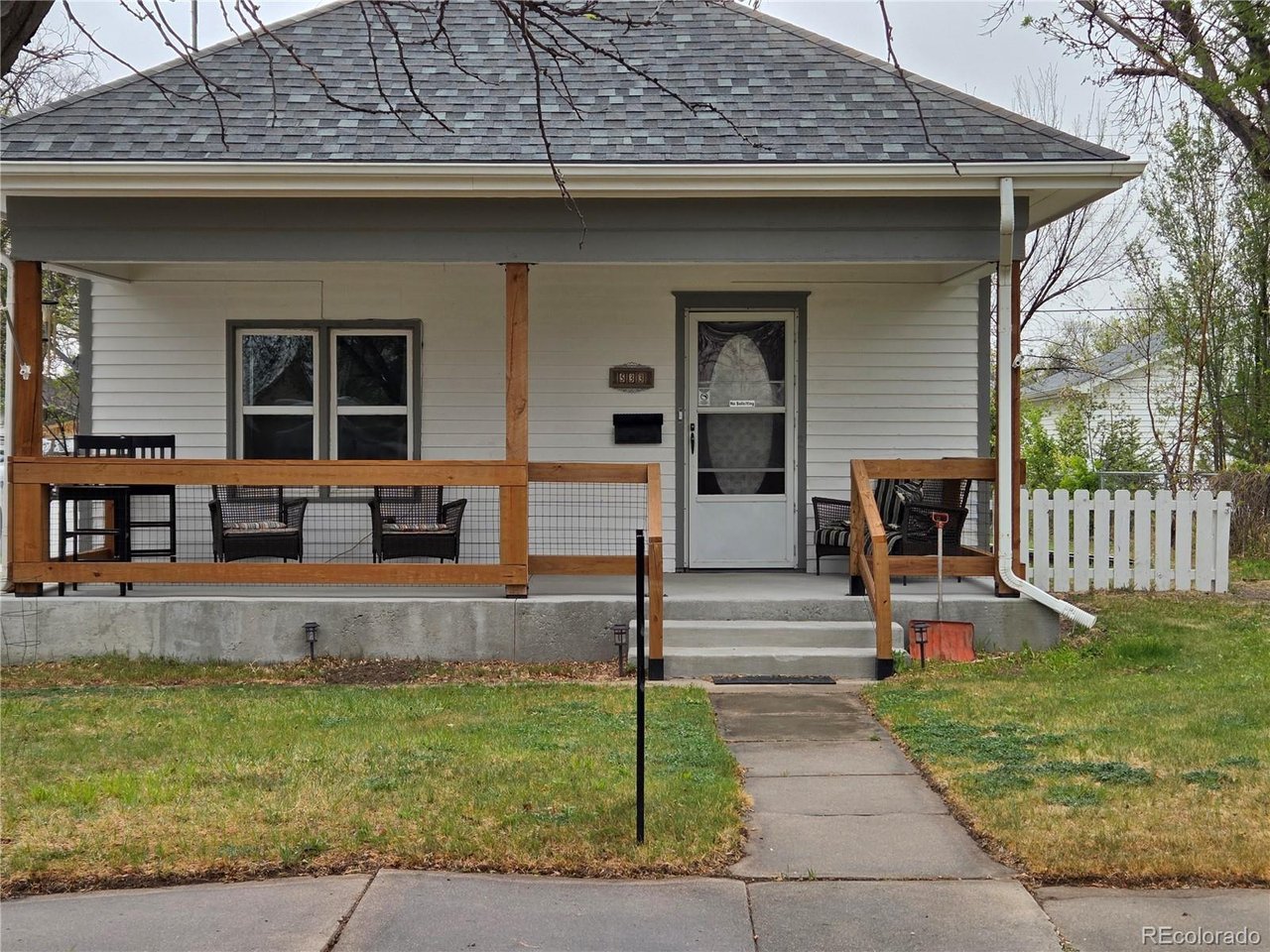 Photo 1 of 11 — 533 Main Ave, Akron, CO 80720