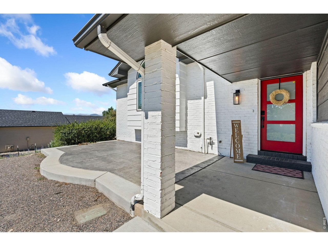 2009 Crestridge Dr