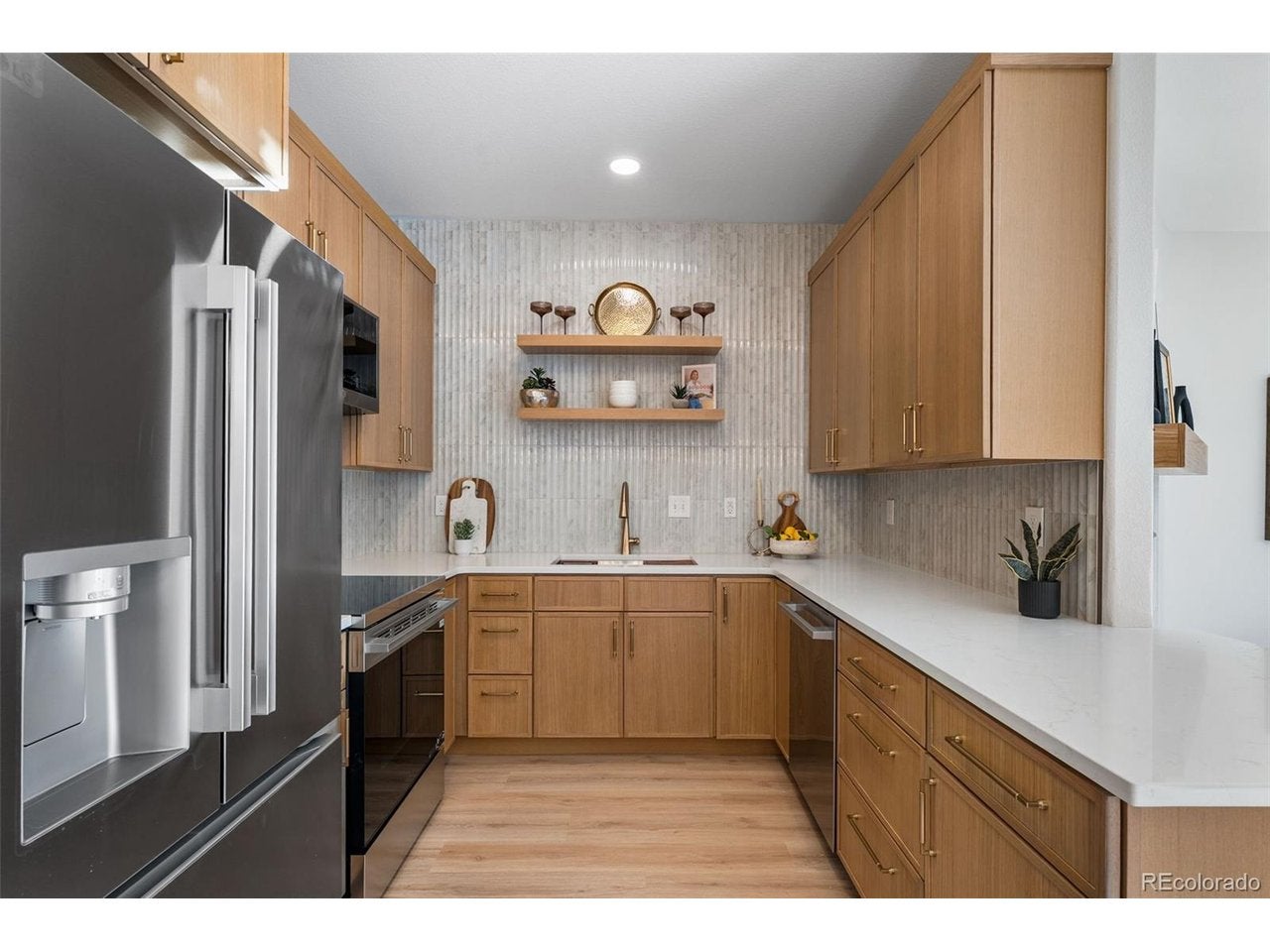 724 Elm Cir