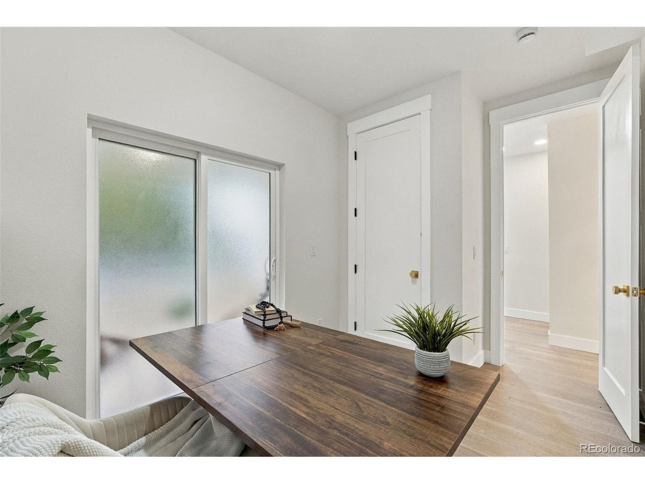 1236 Adams