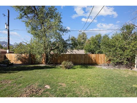 Tiny photo for 905 36th St, Boulder, CO 80303 (MLS # 1063214)
