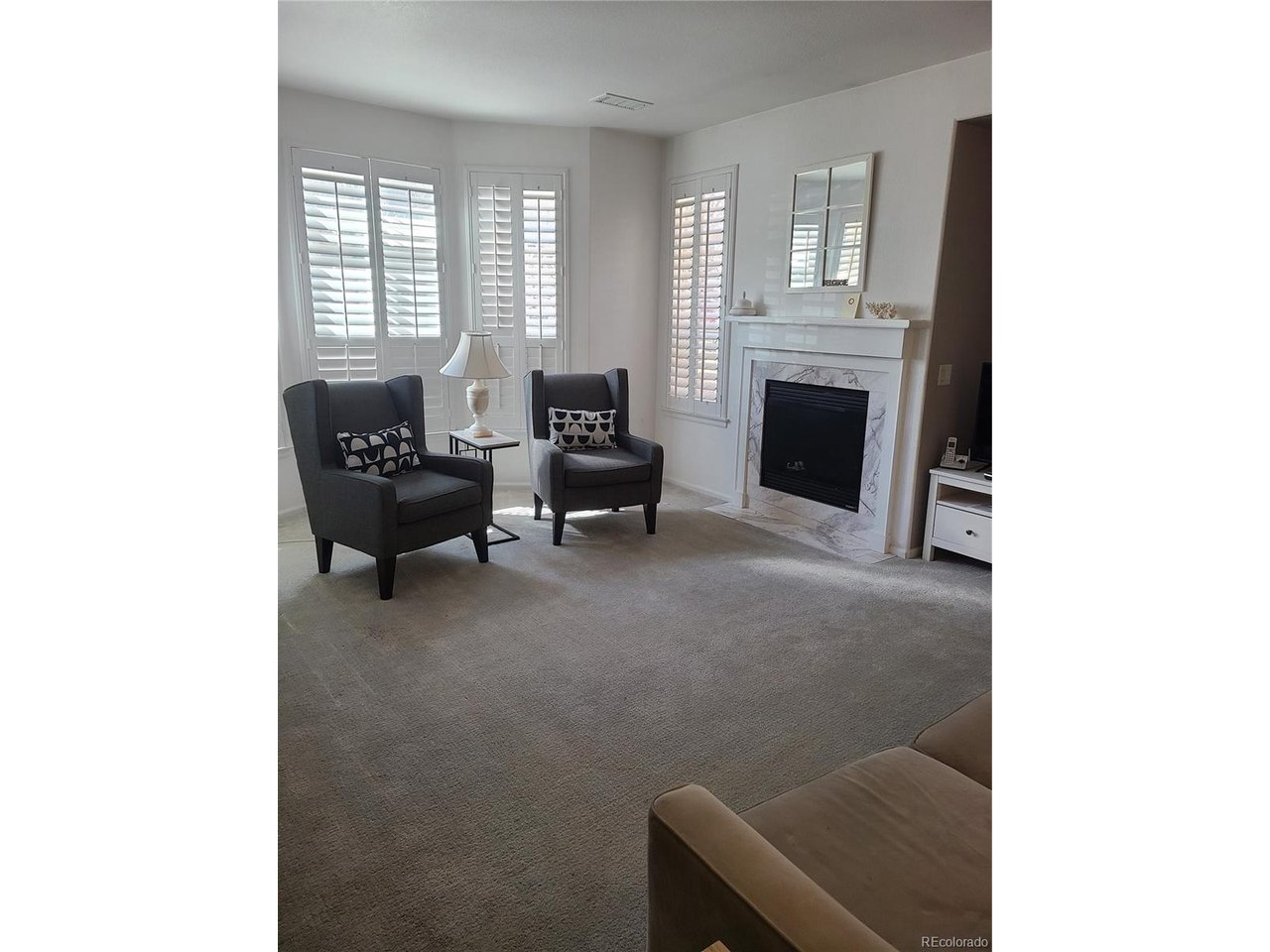 9492 Cedarhurst Ln B