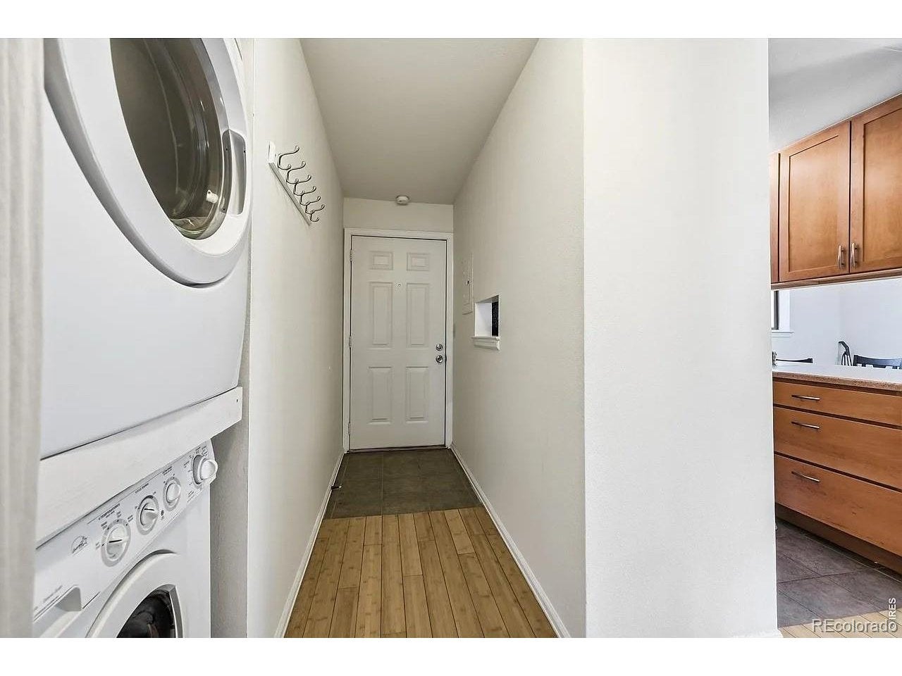 948 North St 17
