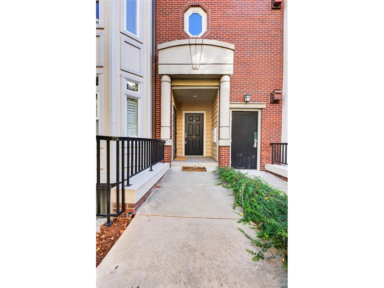 31 Jackson St F