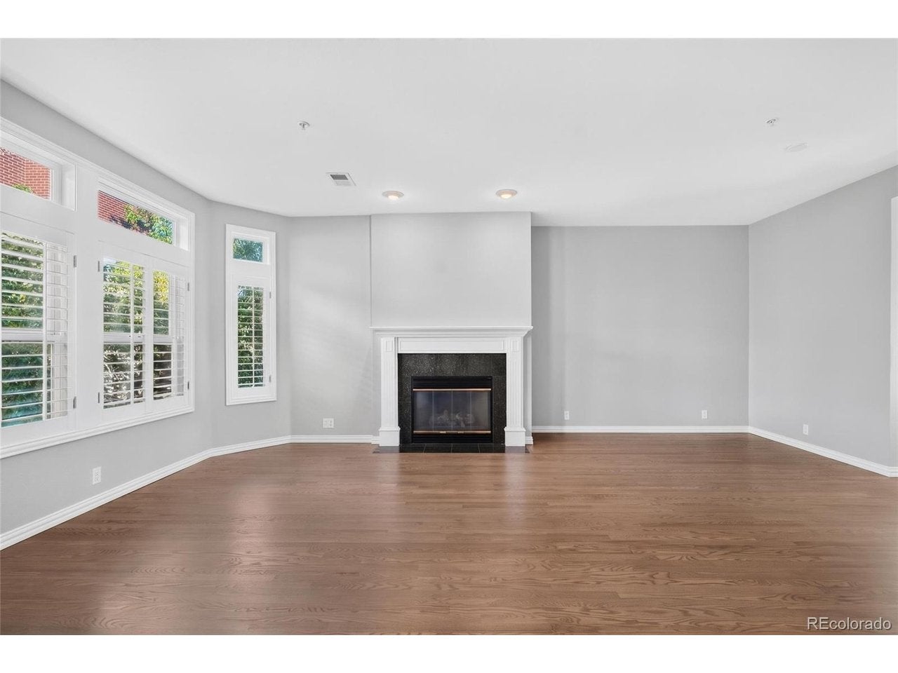 31 Jackson St F