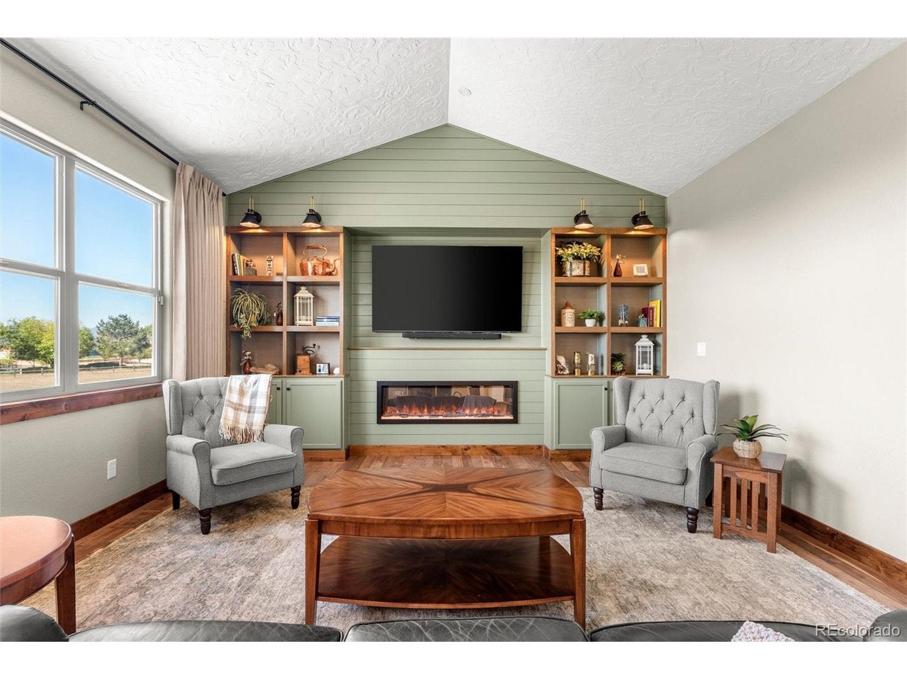 17645 Silver Fox Ct