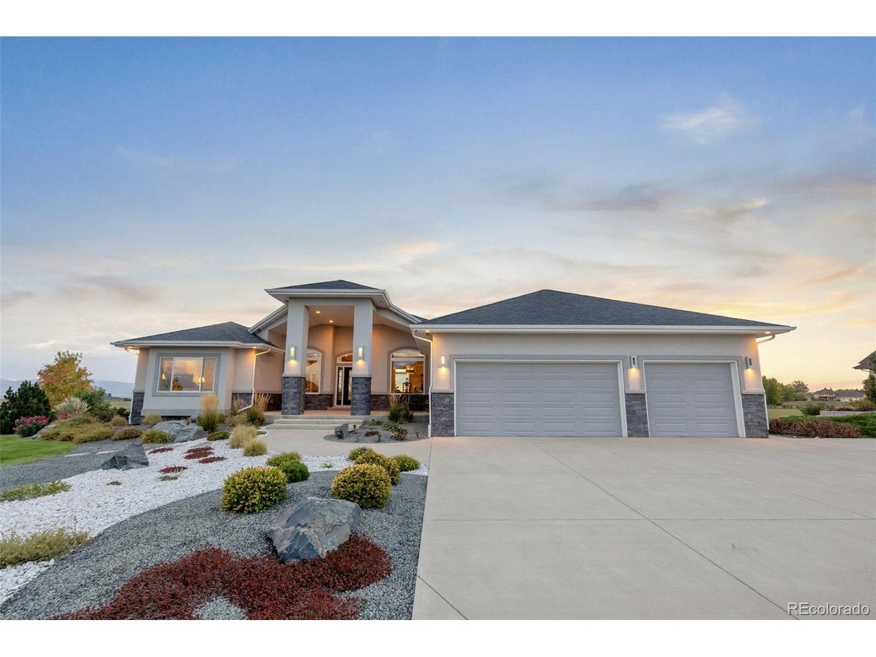 303 Duesenberg Ln
