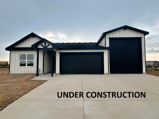 305 PLAINS PKWY, HUDSON, CO 80642 - Image 849b35faf8a5fe3ddd2b2f30016ca720/2965583526
