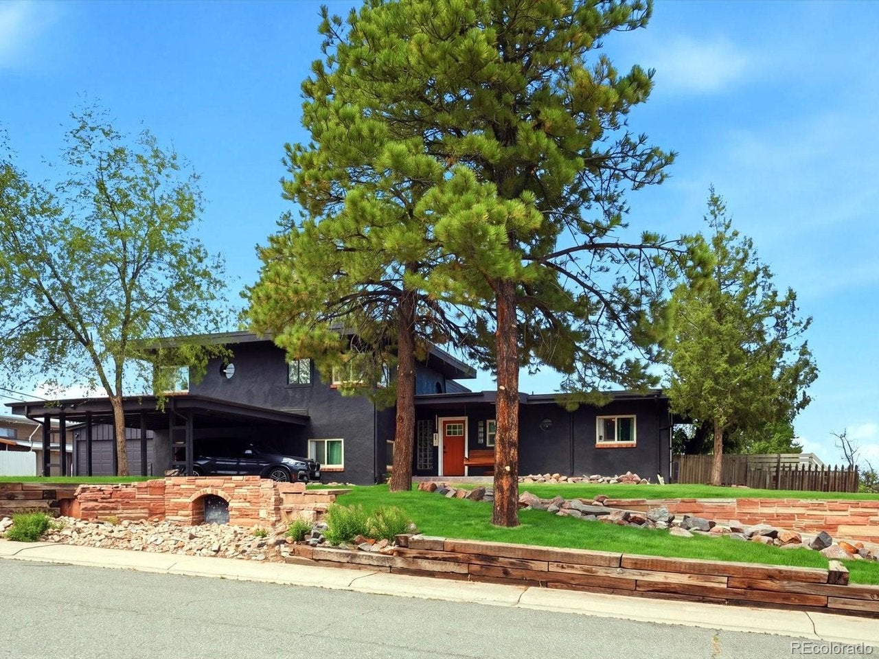 1 Osceola St
