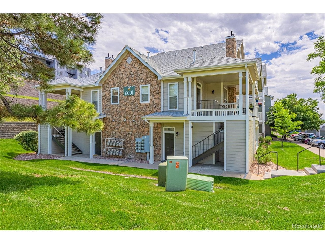 Photo 1 of 25 — 6001 Castlegate Dr W A11, Castle Rock, CO 80108