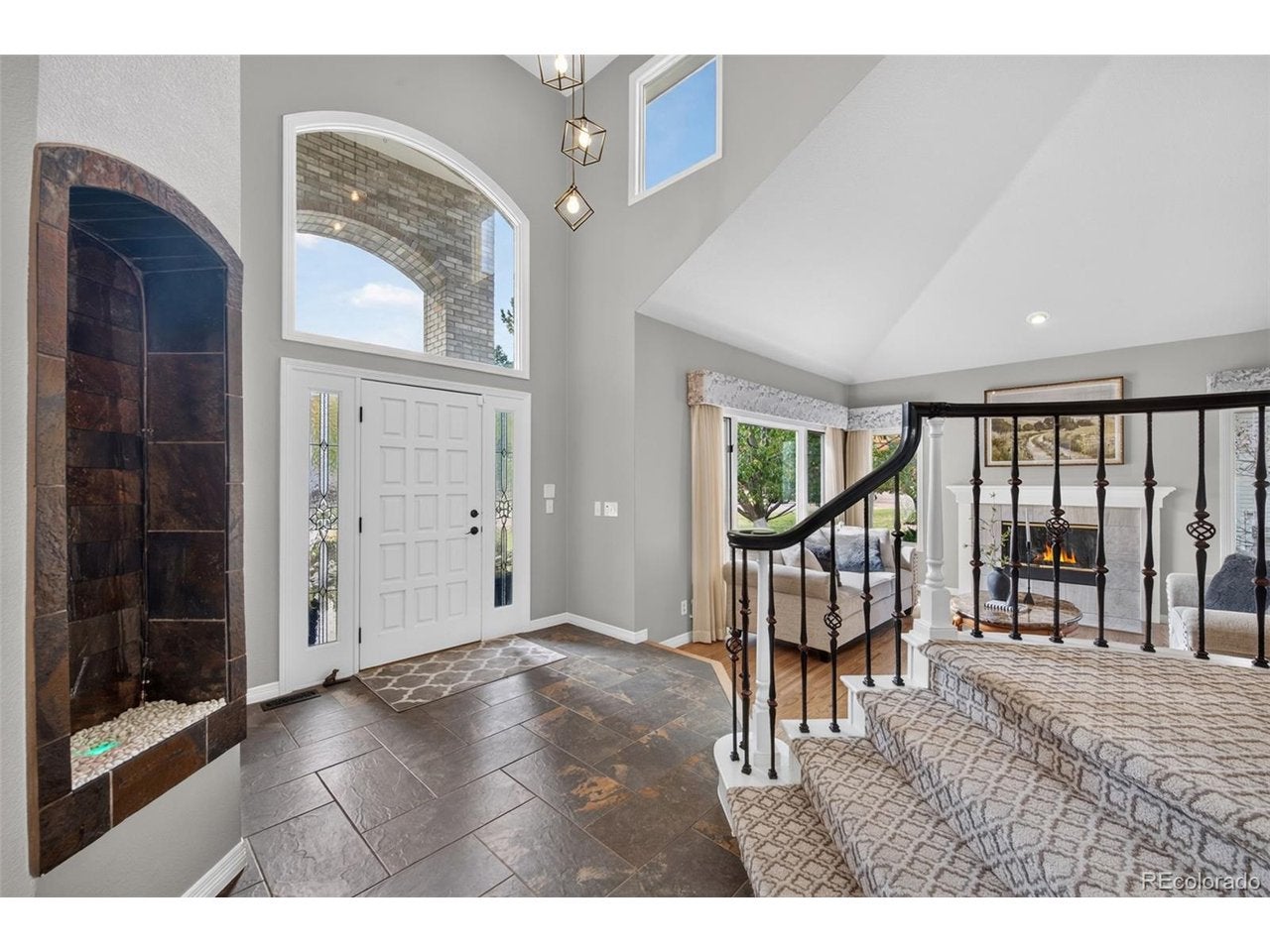 26 Desert Willow Ln