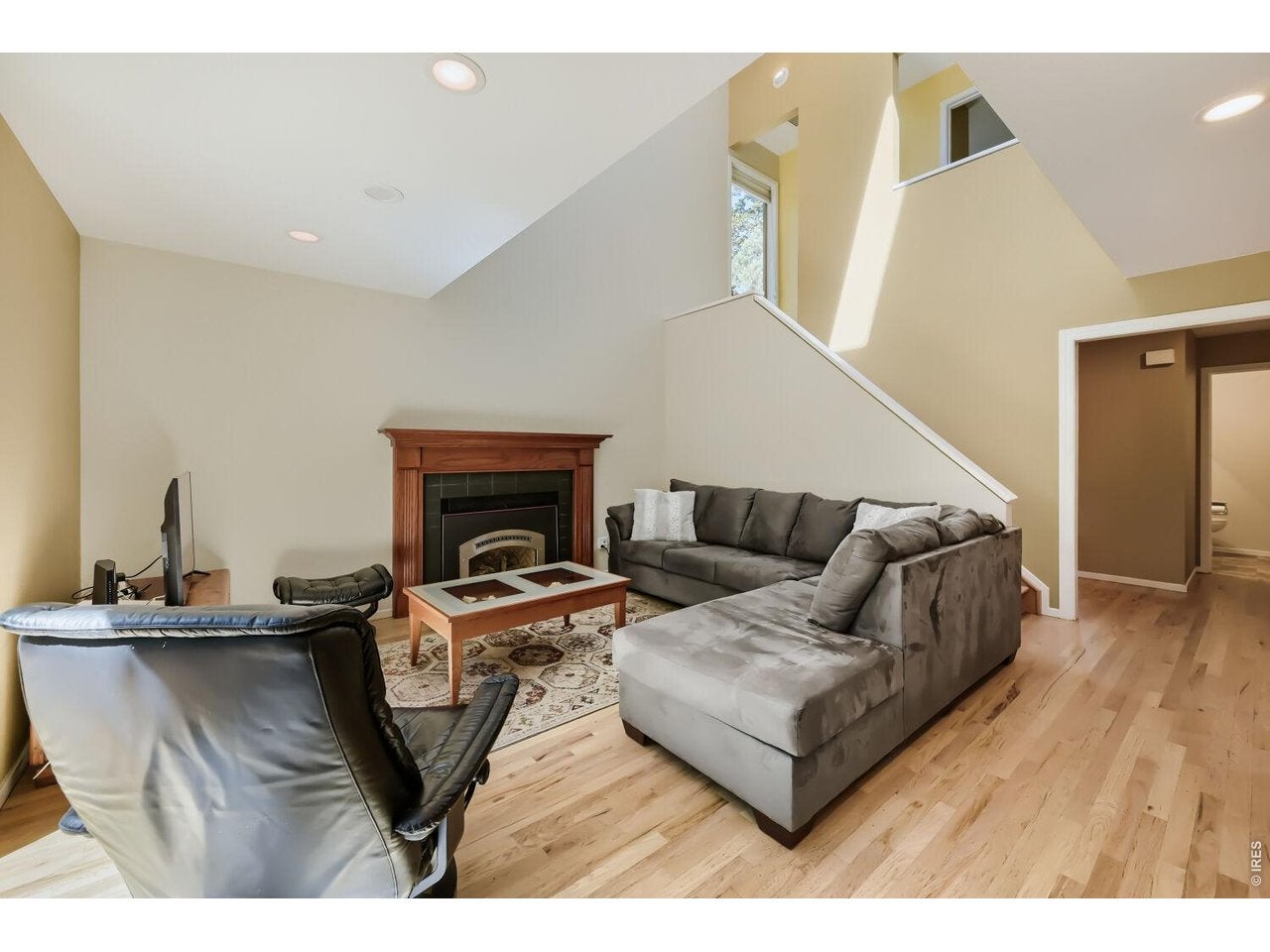 2710 Winding Trail Dr
