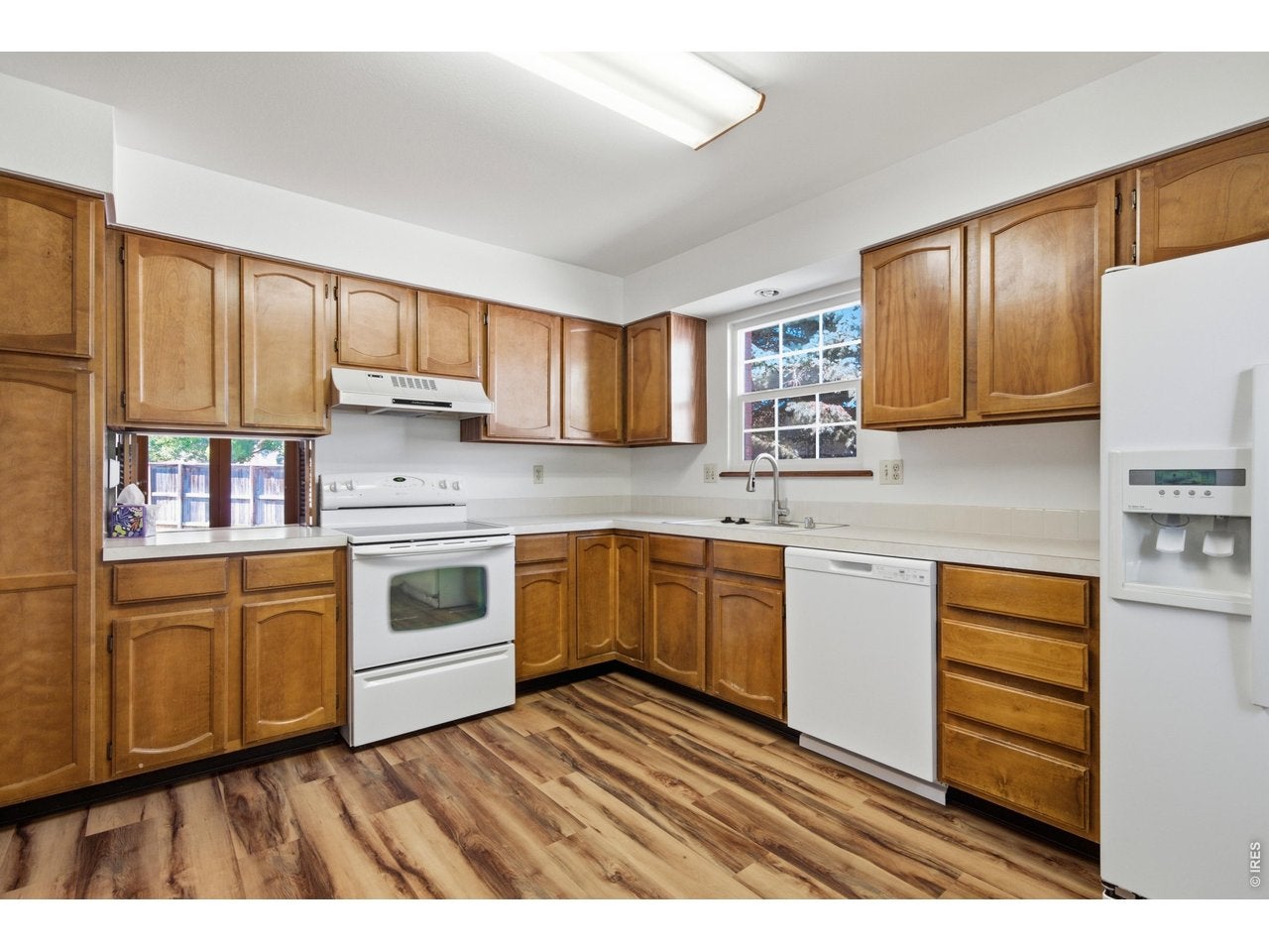 3950 W 12th St 40