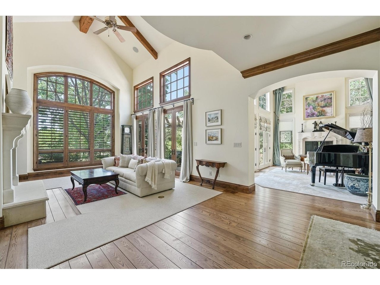 4053 E Iris Ct