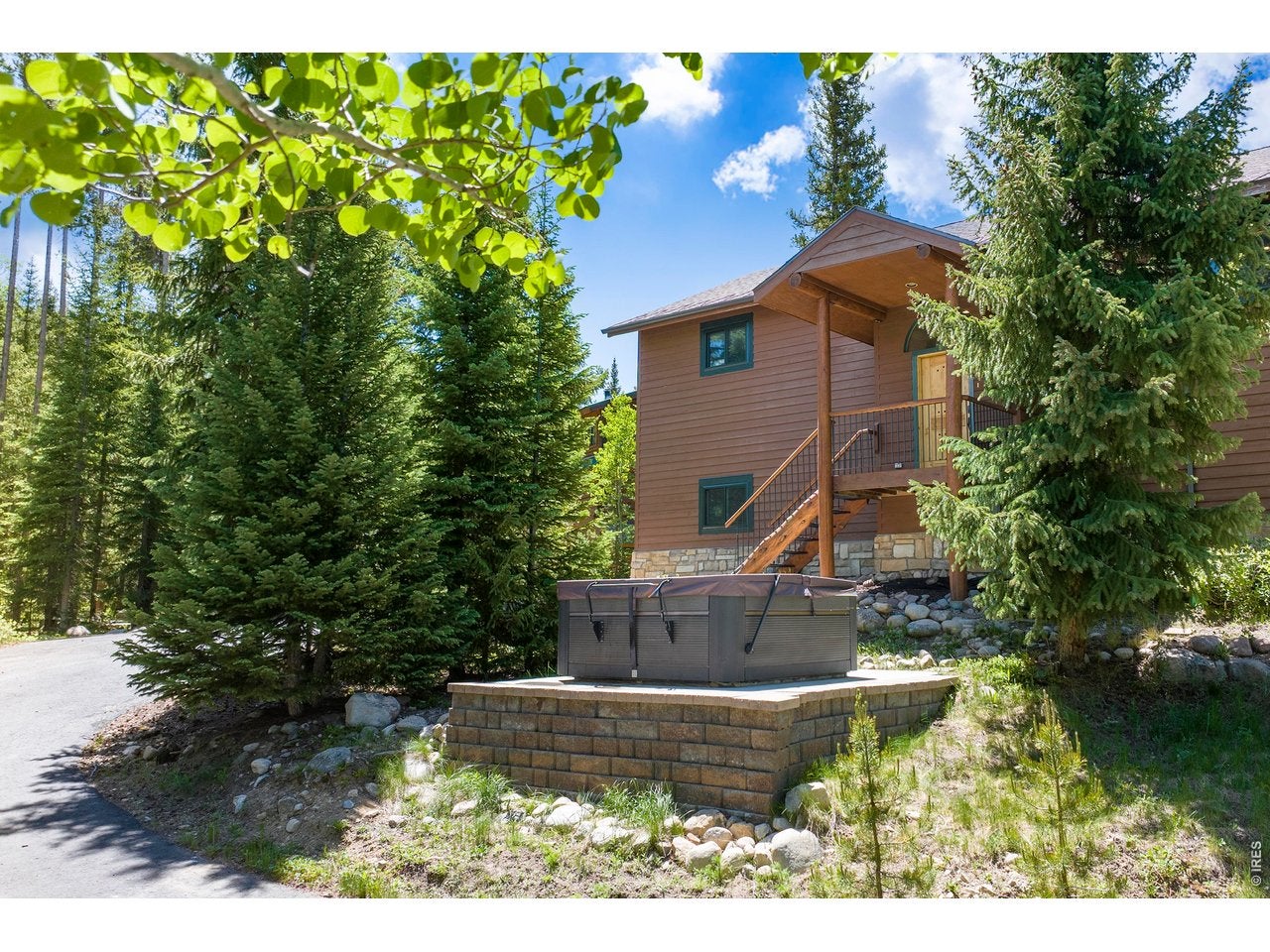 310 Arapahoe Rd