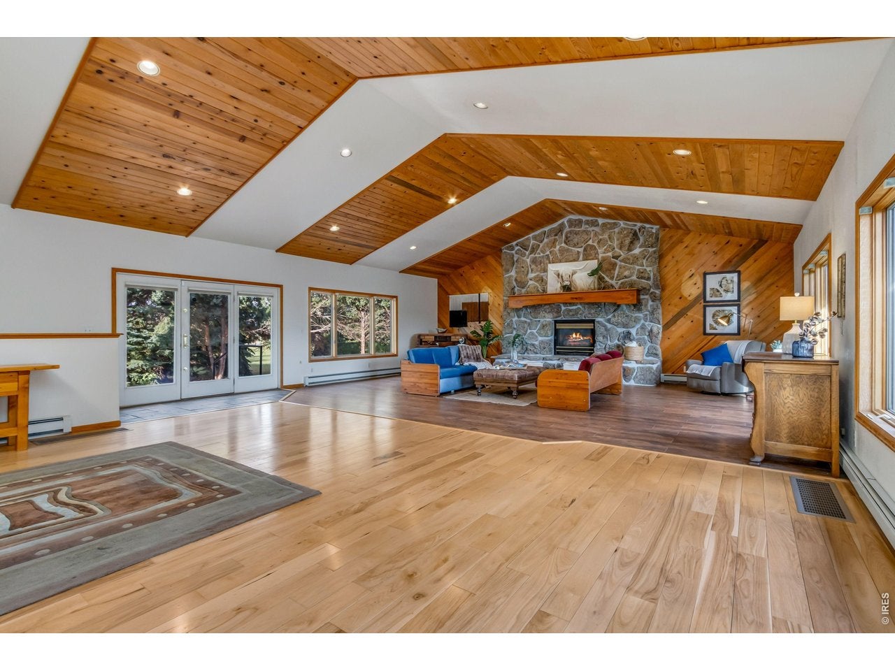 400 Gait Cir