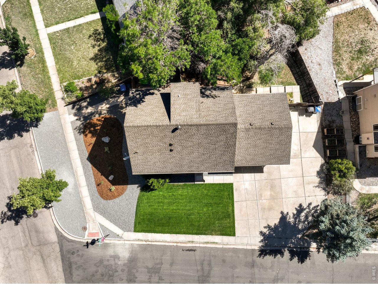1201 Spruce Ave