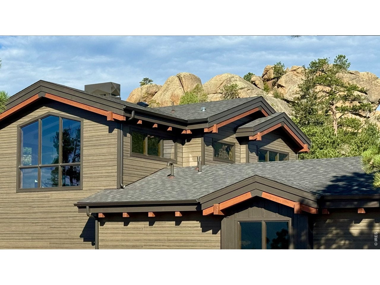 289 Overlook Ct