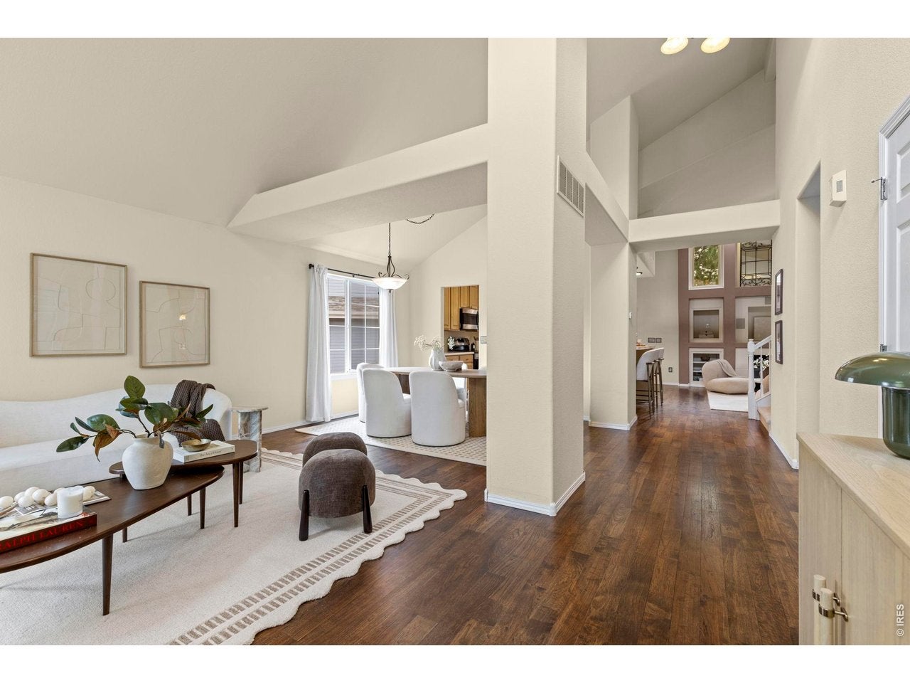 3362 Larkspur Dr
