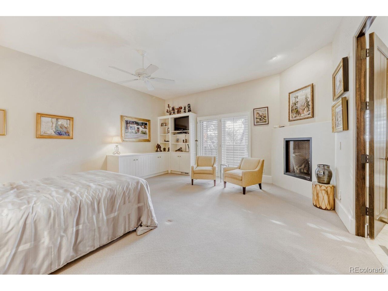 2552 E Alameda Ave 31