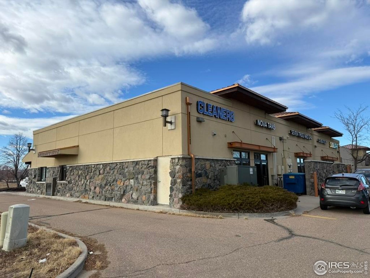 1375 Water Valley Pkwy 100-500