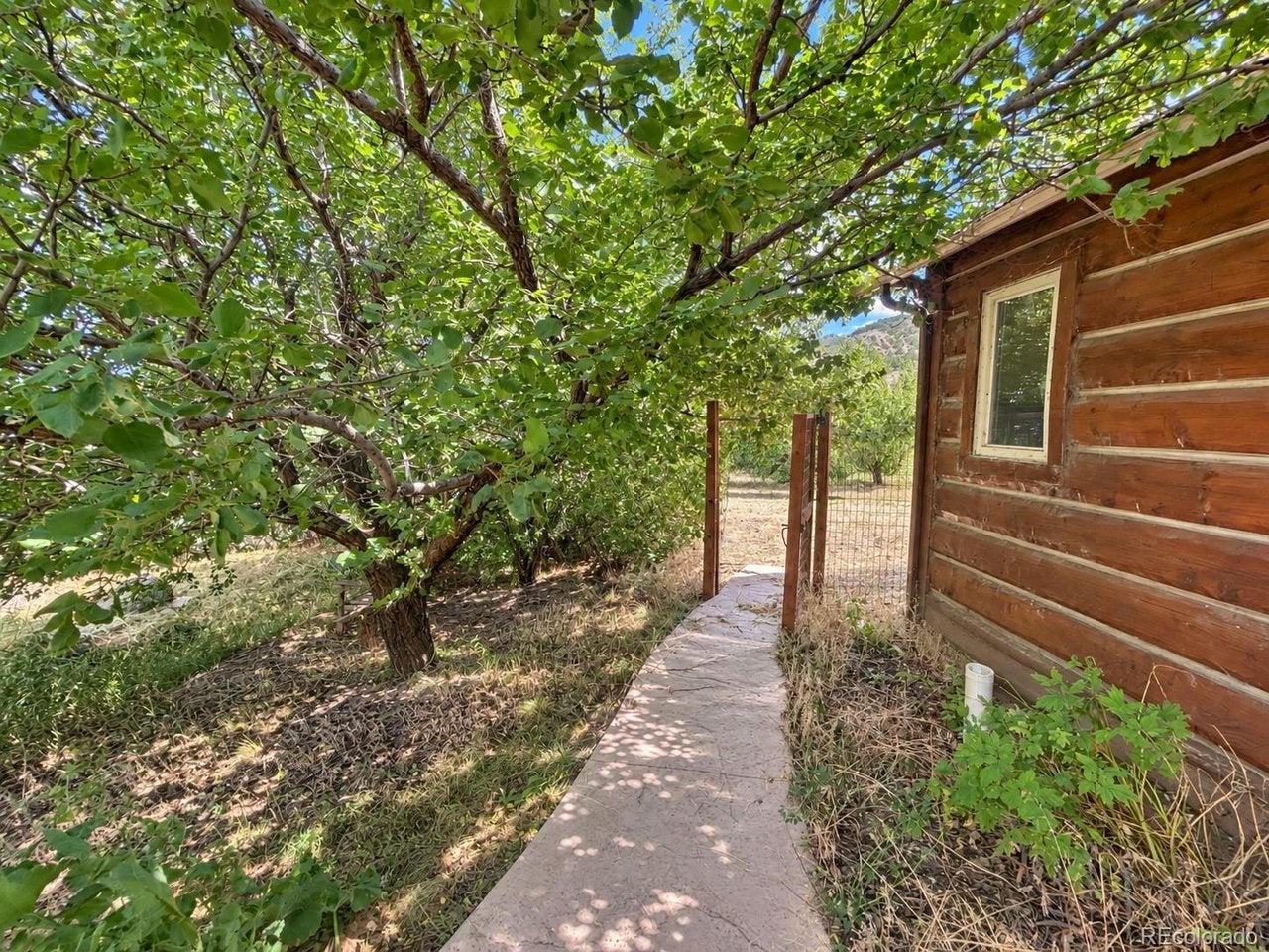 6085 County Road 210