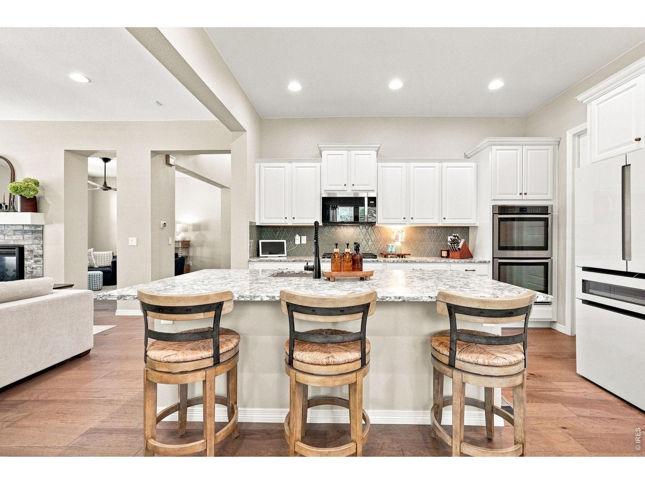 733 Gilpin Cir